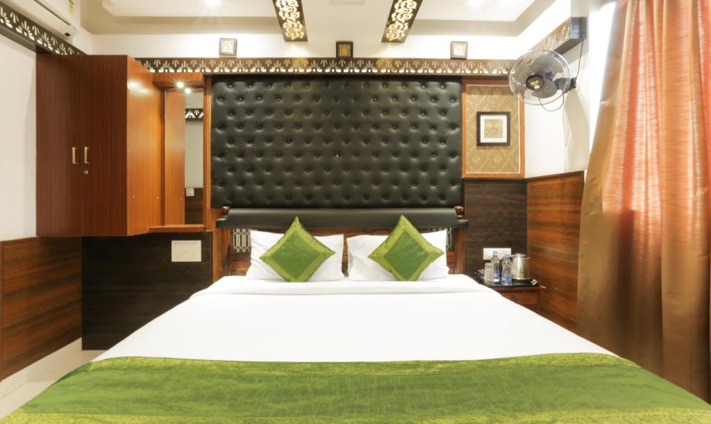 Двухместный (Стандартный двухместный номер с 1 кроватью), OYO 10395 Hotel Dvarka INN