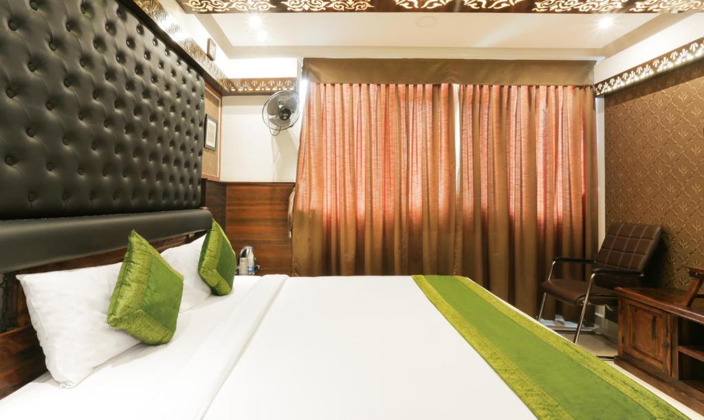 Двухместный (Стандартный двухместный номер с 1 кроватью), OYO 10395 Hotel Dvarka INN