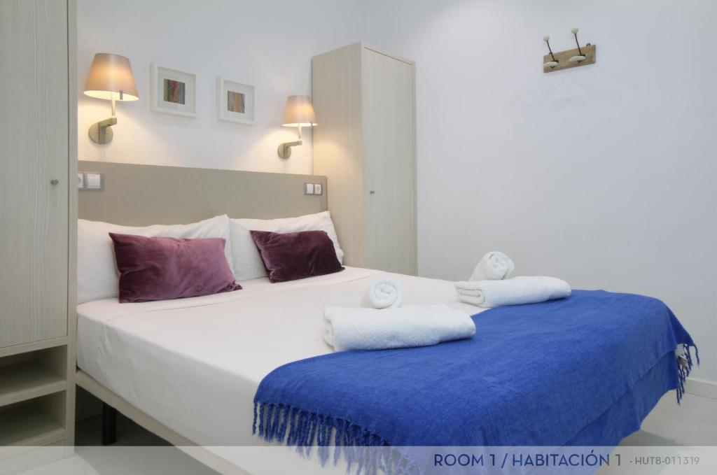 Апартаменты (Апартаменты № 3-1), Suite Place Barcelona Còrsega