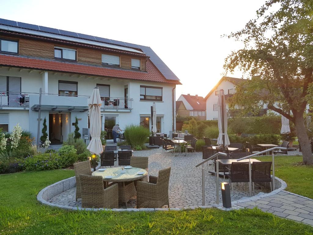 Landhotel Sonnenhalde photo 3