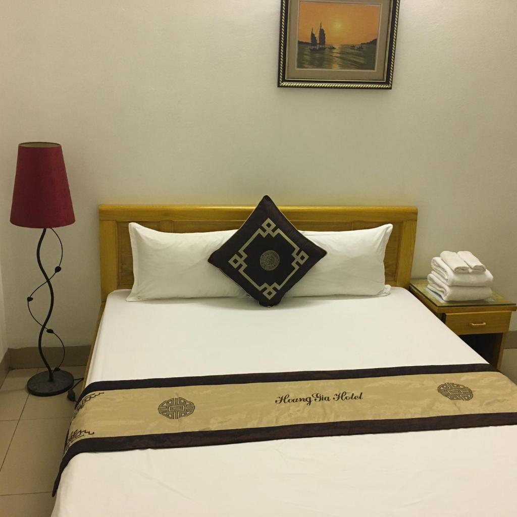 Двухместный (Улучшенный двухместный номер с 1 кроватью), Hotel Hoang Gia
