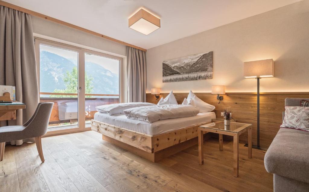 Двухместный (Двухместный номер Tirol с 1 кроватью), Sonnenhof with mountain view