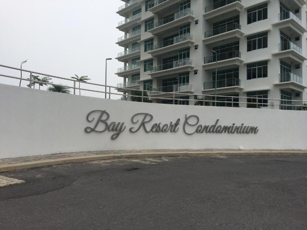 Bay Resort Condominium photo 1