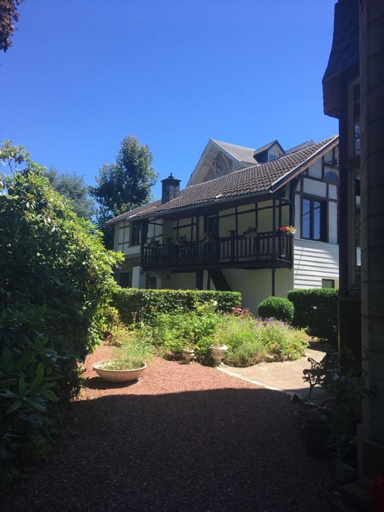 Holiday Home "Les Ancolies " Gîte citadin