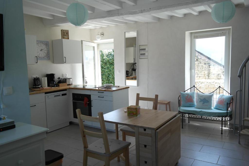 50 m2 de charme au coeur des plaisirs de la côte photo 3