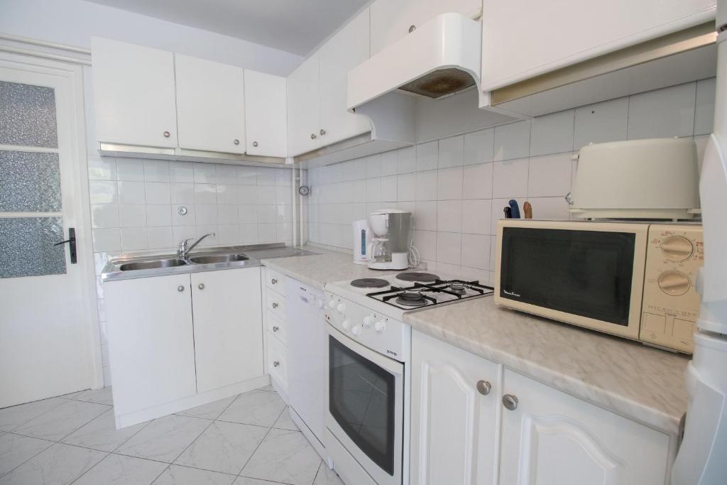 Apartment Mladen photo 4