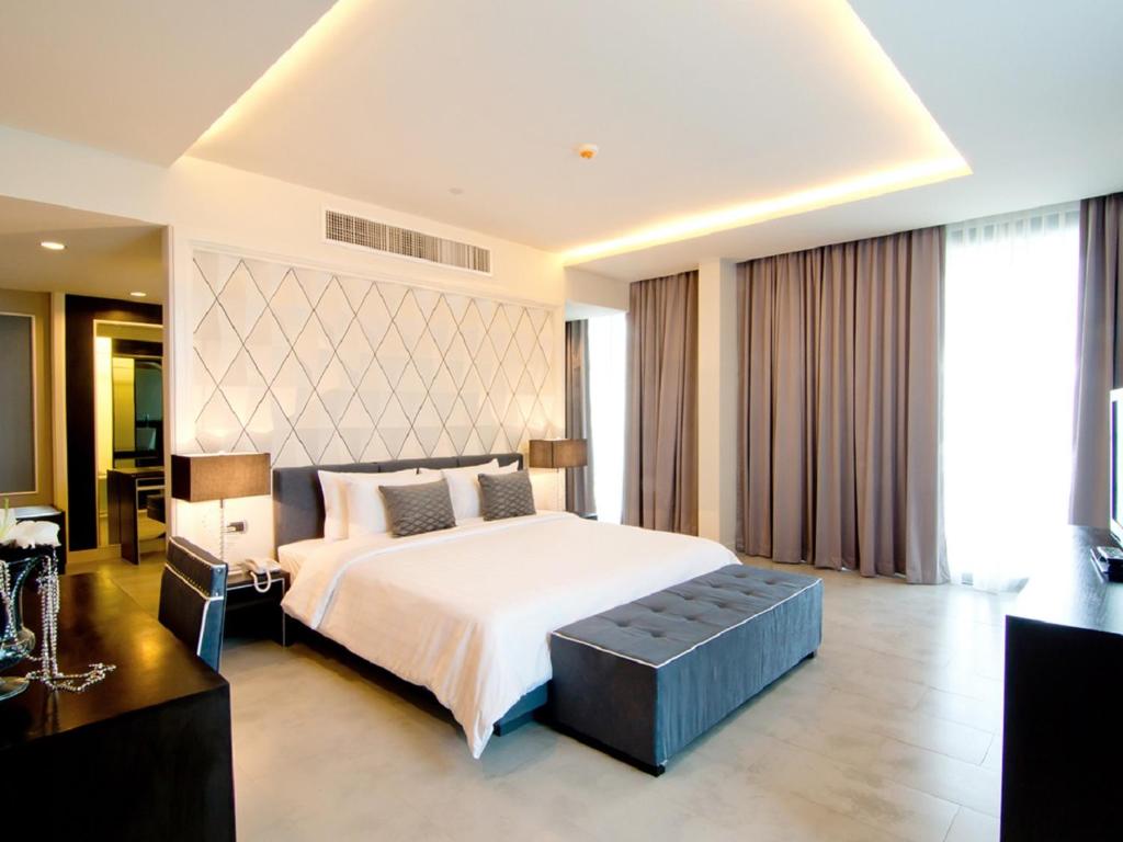 Сьюит (Королевский люкс с 2 спальнями, вид на море), Отель Way Hotel