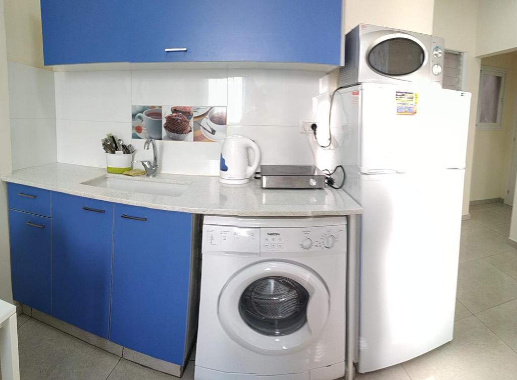 Short Term Apartment Tel Aviv Bat Yam 411 photo 4