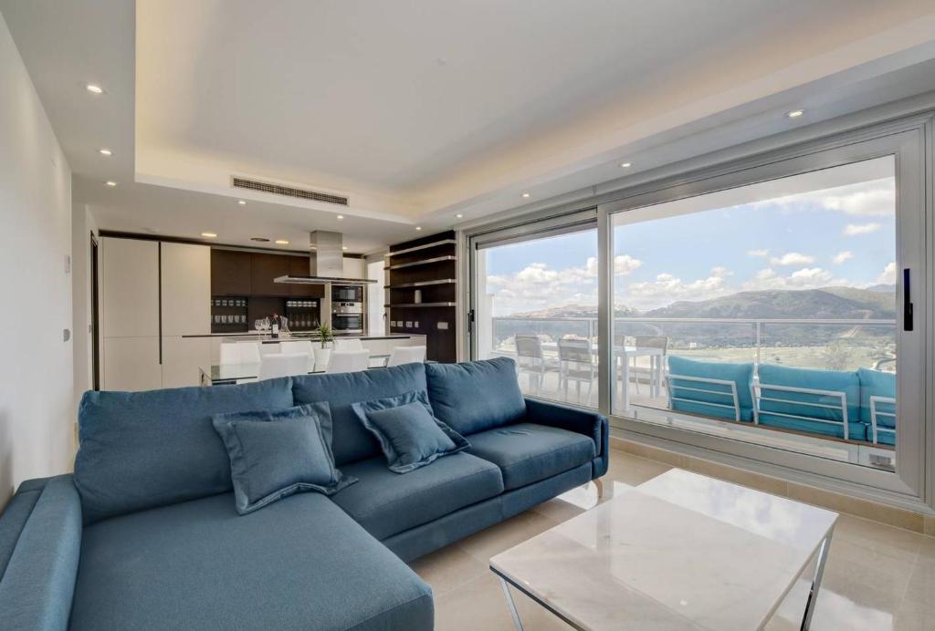 Luxury Flat -Sea, Golf and Mountain Views photo 1