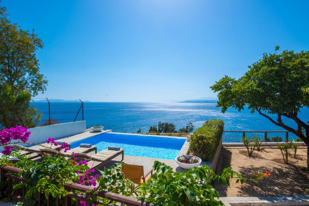 Helidoni Hill seaview family villa photo 2