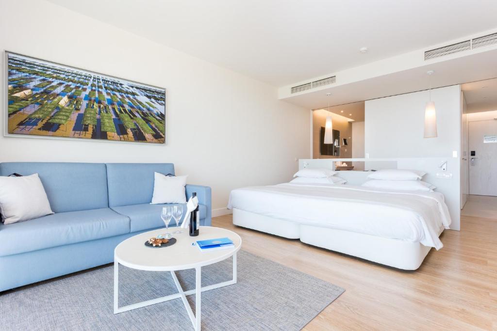 Palmares Beach House Hotel - Adults Friendly - Tap to explore photos