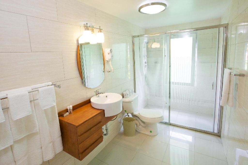 Simpson Bay Suites photo 4