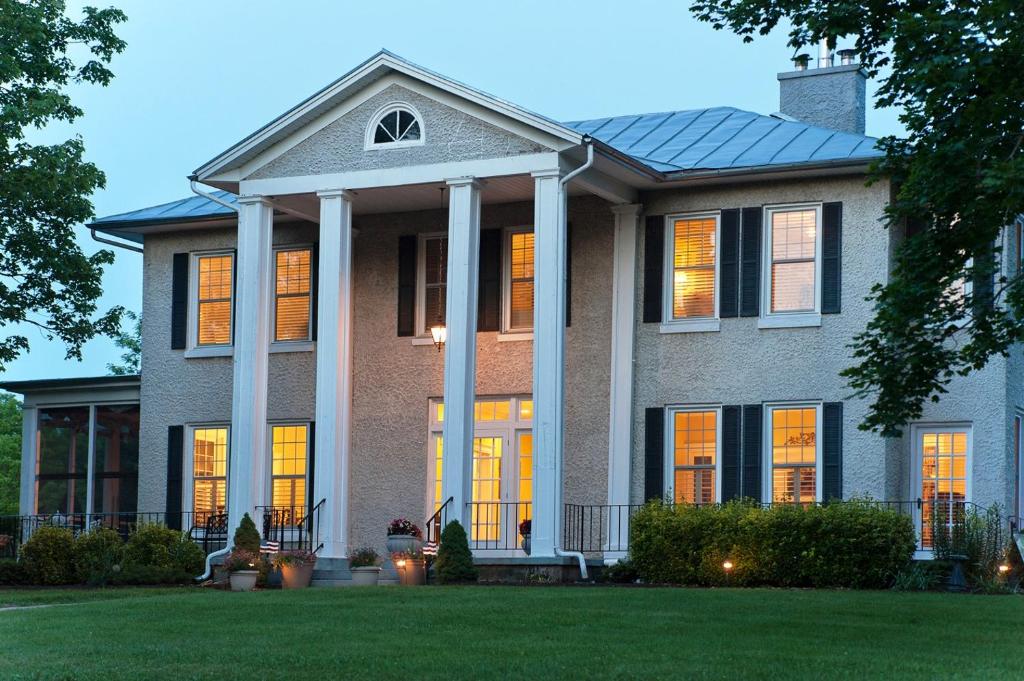 Steeles Tavern Manor image