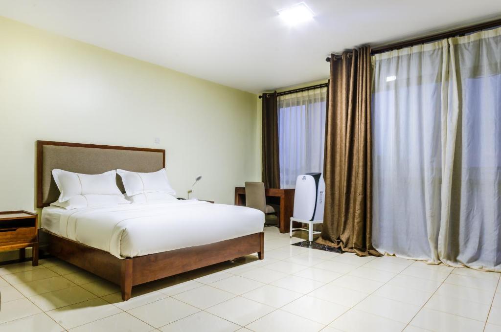 Igar Plaza Hotel photo 1
