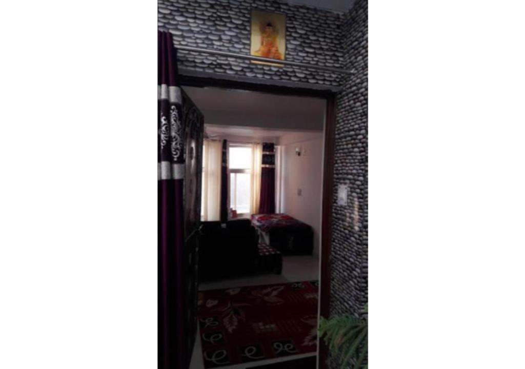 Двухместный (Бюджетный двухместный номер с 1 кроватью), Spectacular Gangotri view stay near Beatles cafe