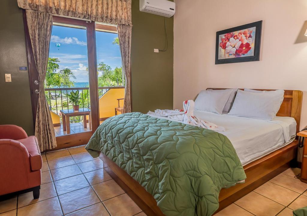 Hotel Manuel Antonio photo 3