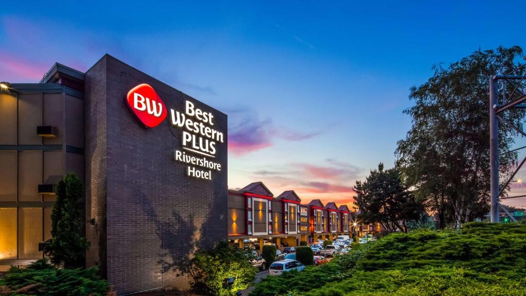 Best Western Plus Rivershore Hotel image