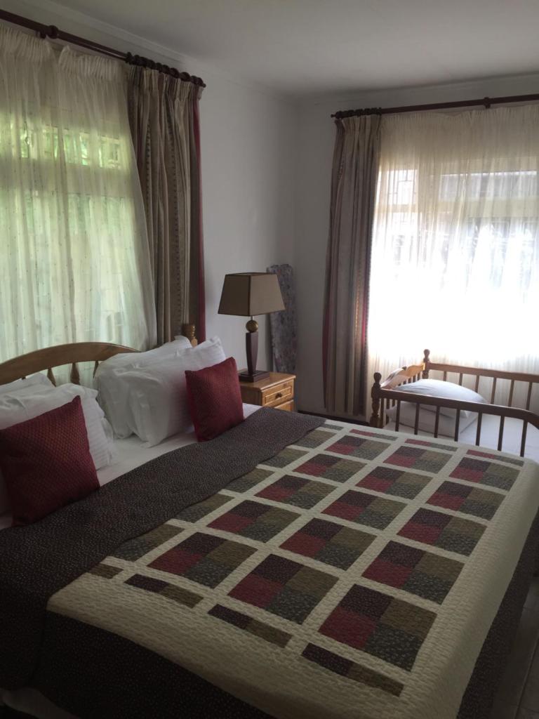 Mountain Top Chalet photo 3