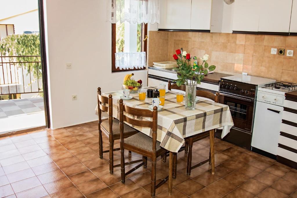 Apartment Ivan photo 4
