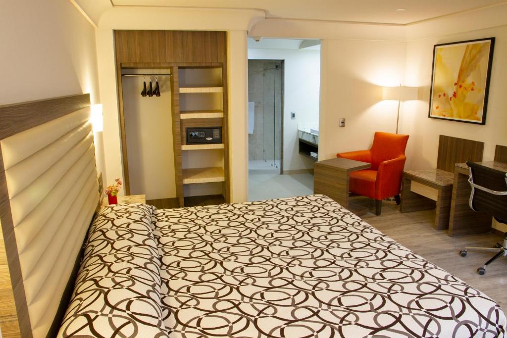 Двухместный (Двухместный номер Делюкс с 1 кроватью), Econo Express Hotel