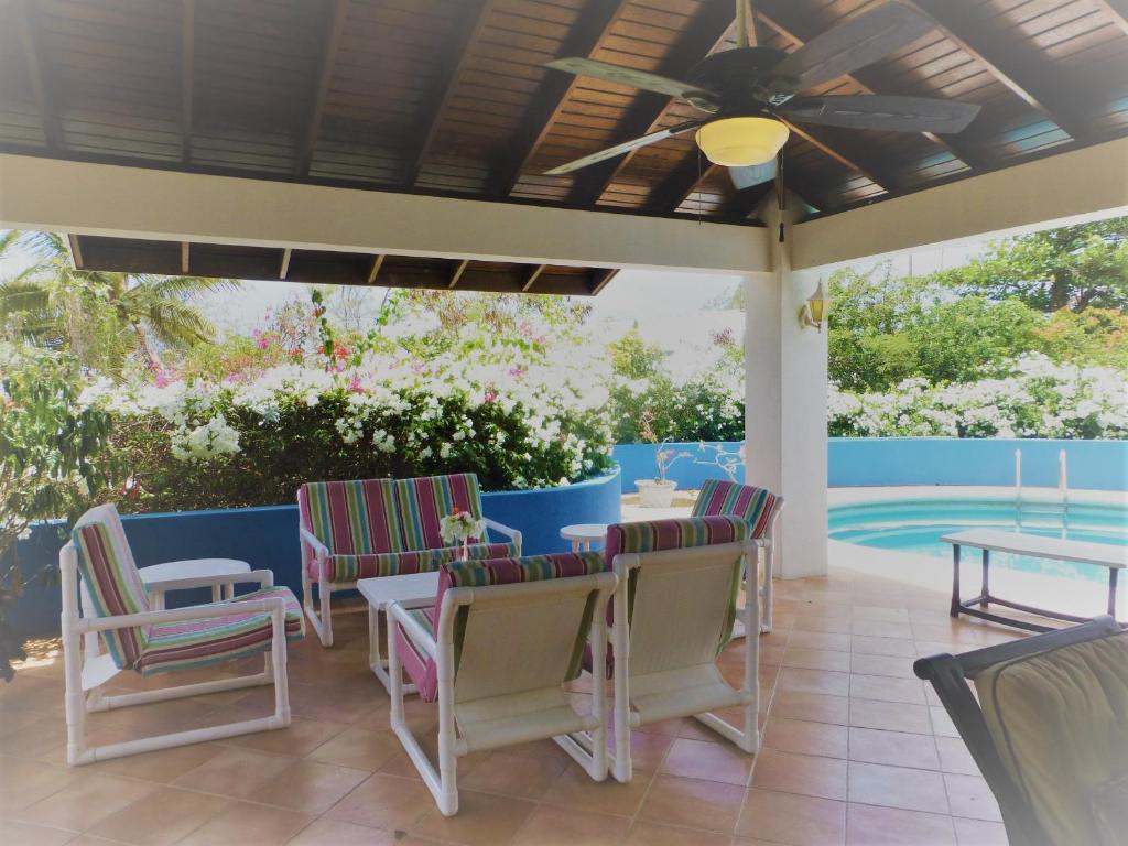 Coral Villa photo 3