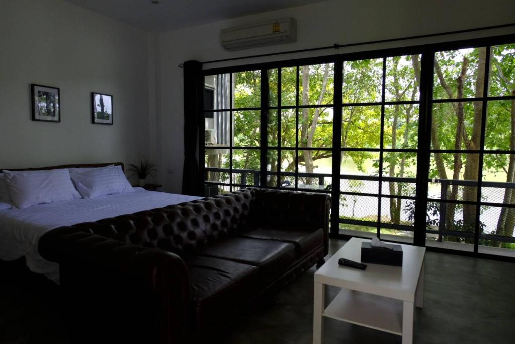 Photharam126 Resort photo 1