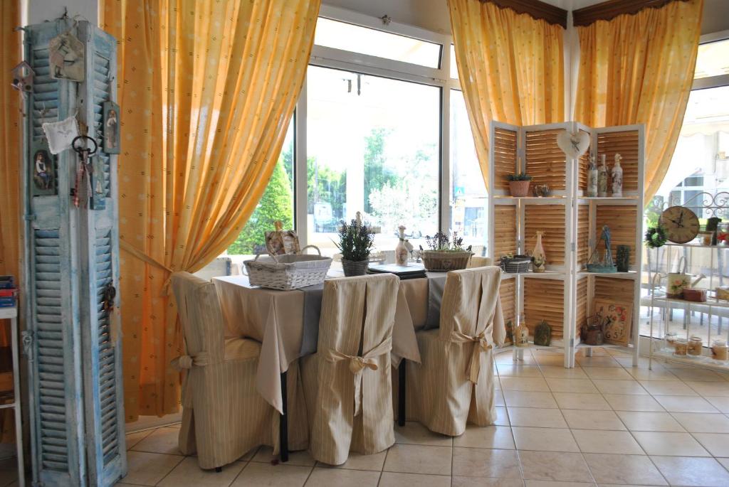 Polizotou Rooms photo 1