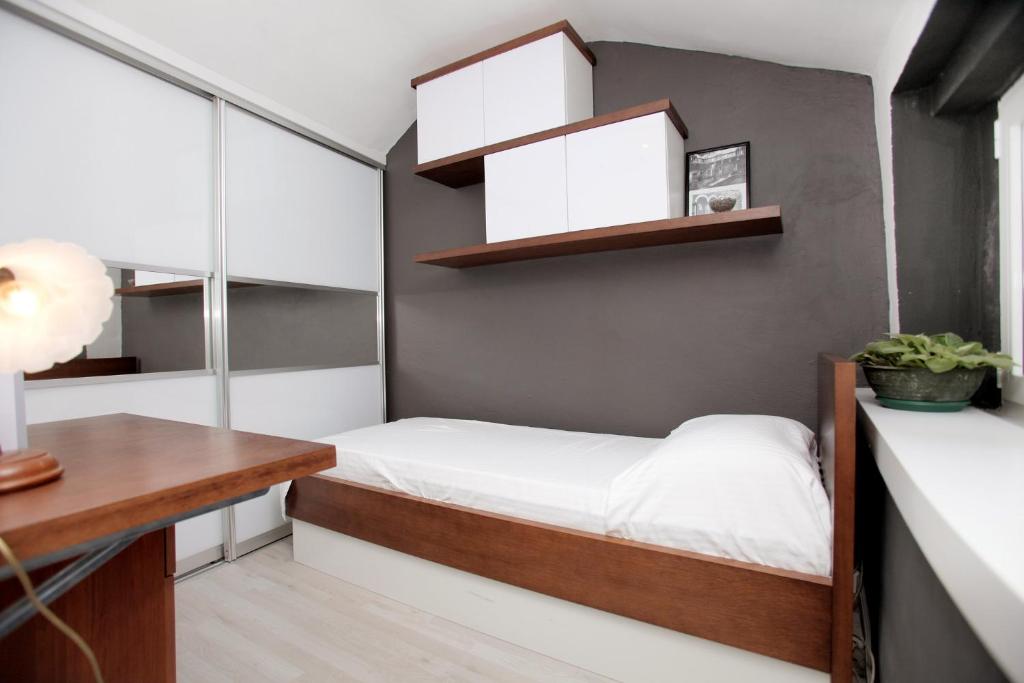 Phaedra Apartment photo 4