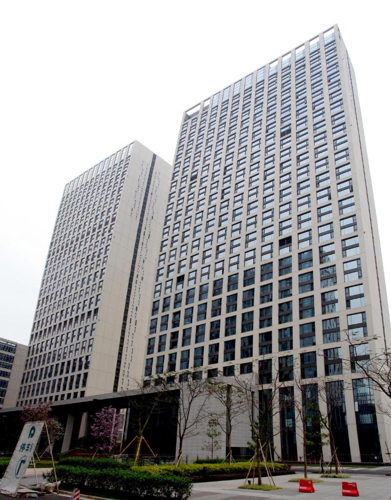 HeeFun Apartment GZ -Poly World Trading Center-walking distance to Canton Fair