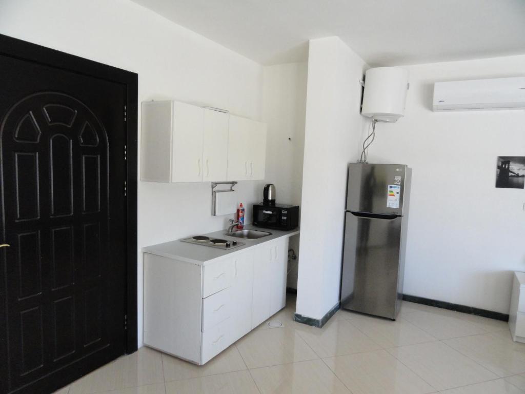 Diyarkom Apartment photo 4