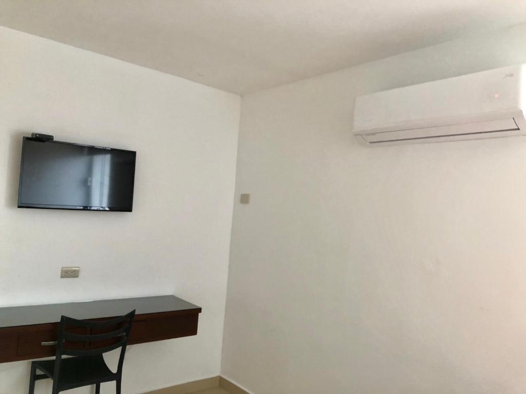 Hotel del Valle photo 2