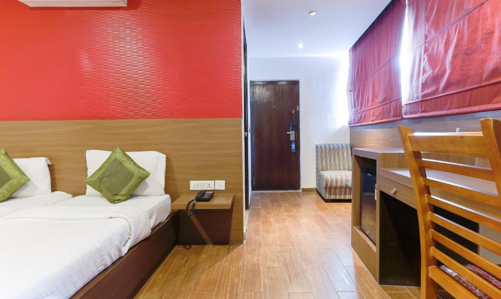 Двухместный ([Sanitized] Deluxe Double Room), Treebo Edge