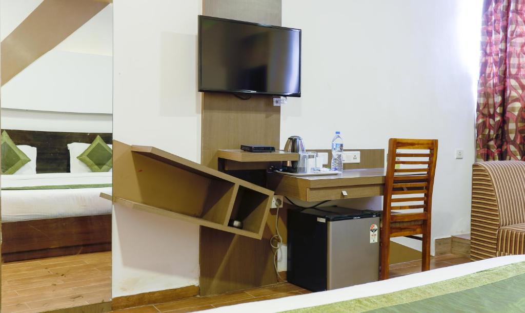 Двухместный ([Sanitized] Superior Double Room), Treebo Edge