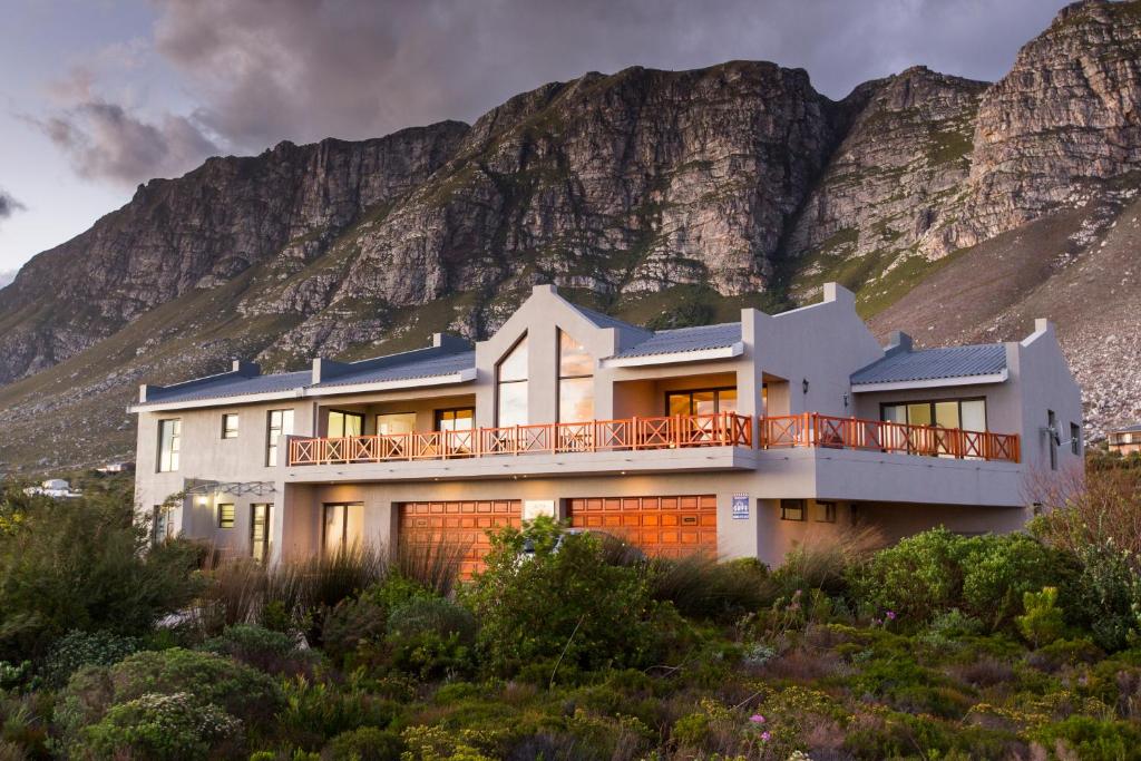 Van Den Berg's Guesthouse