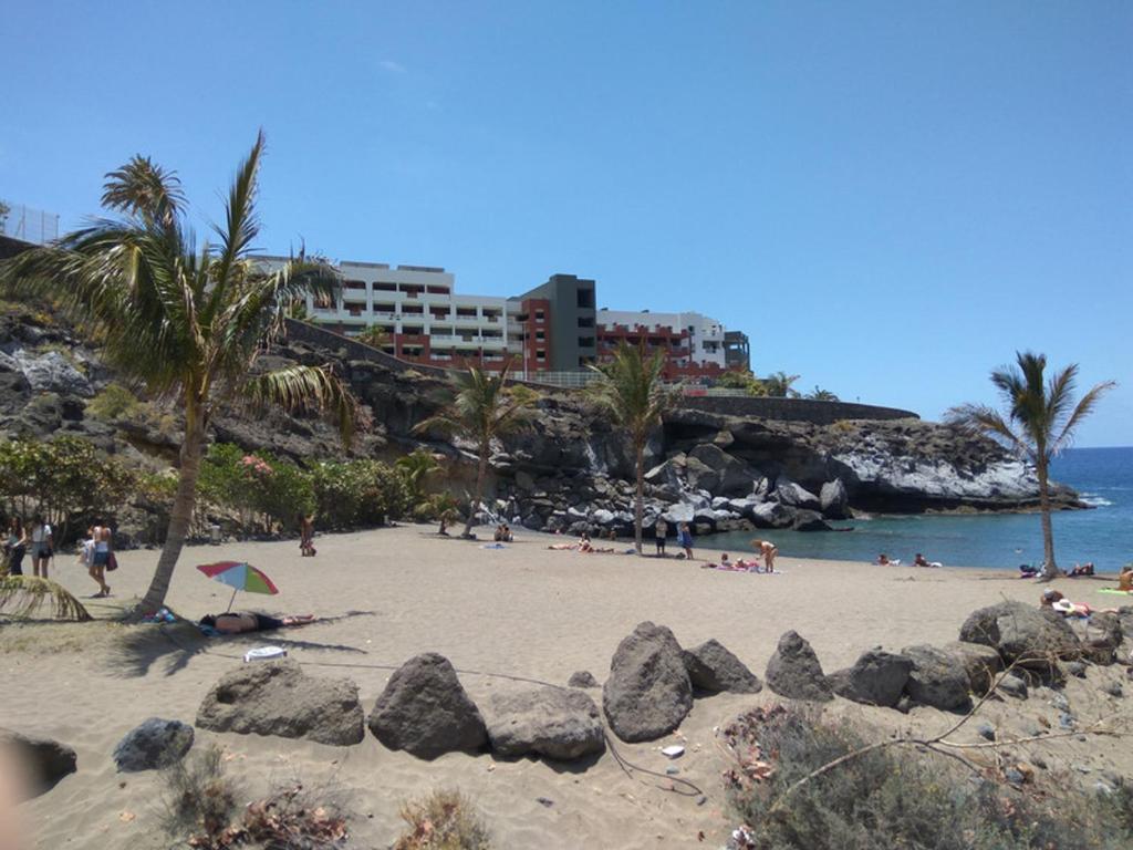 Studio Playa Paraiso Tenerife - ocean view and internet wifi optical fiber - for rent photo 4