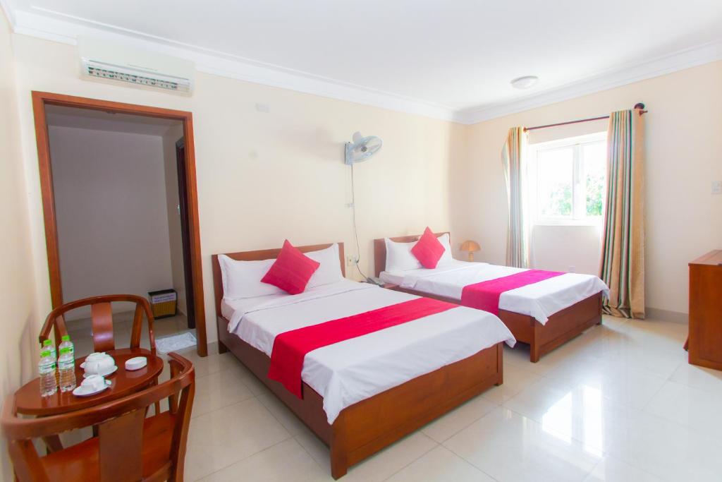 Khách sạn Đông Đô