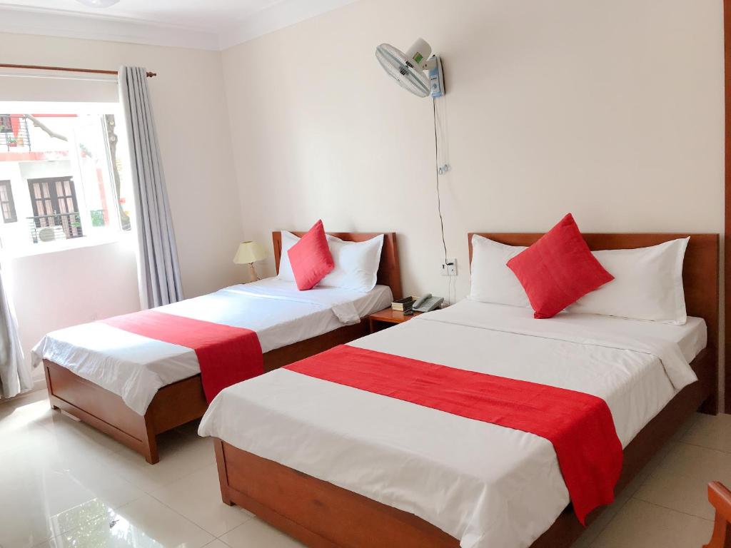 Khách sạn Đông Đô