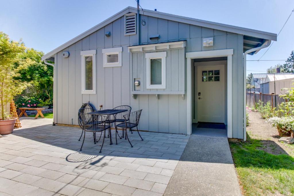 Cultural Cottage in Old Town Anacortes photo 1
