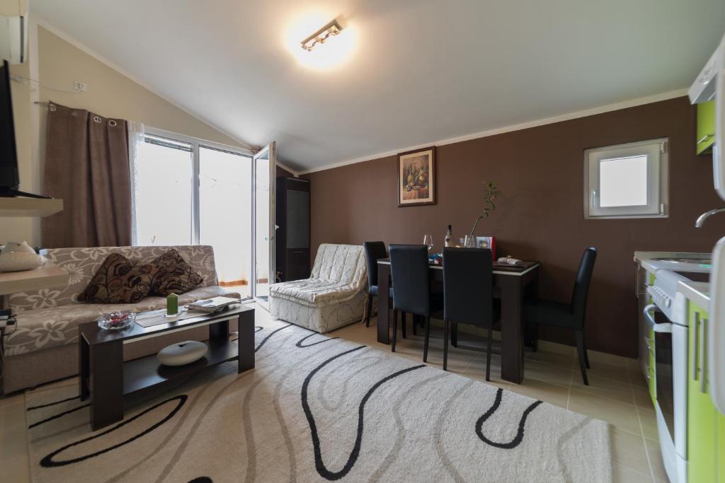 Angella apartment Tivat