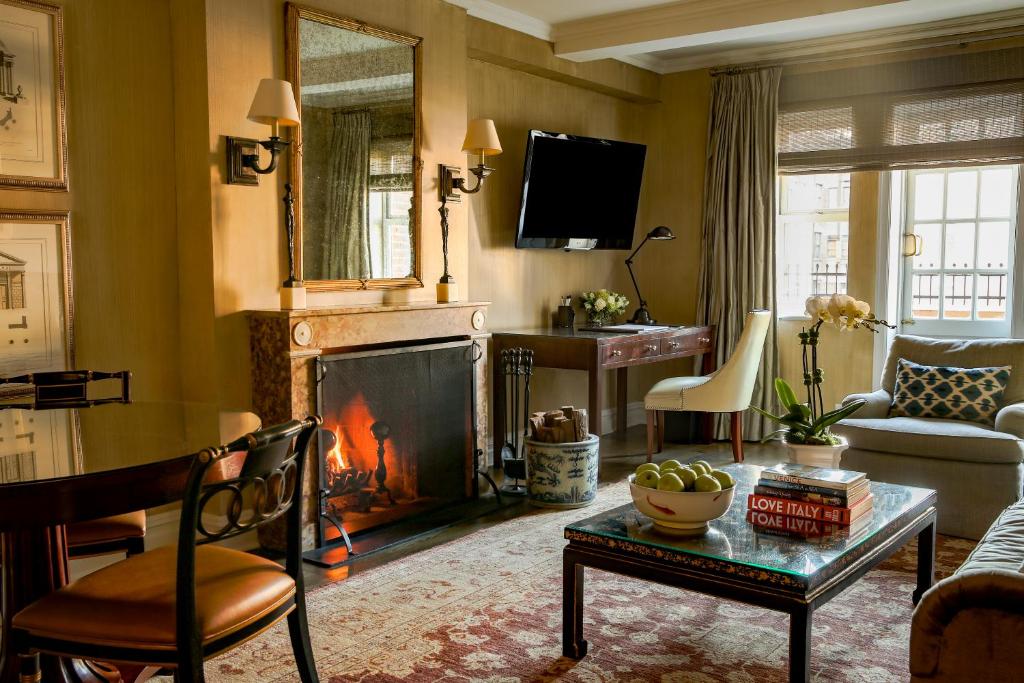 Lowell Hotel Image