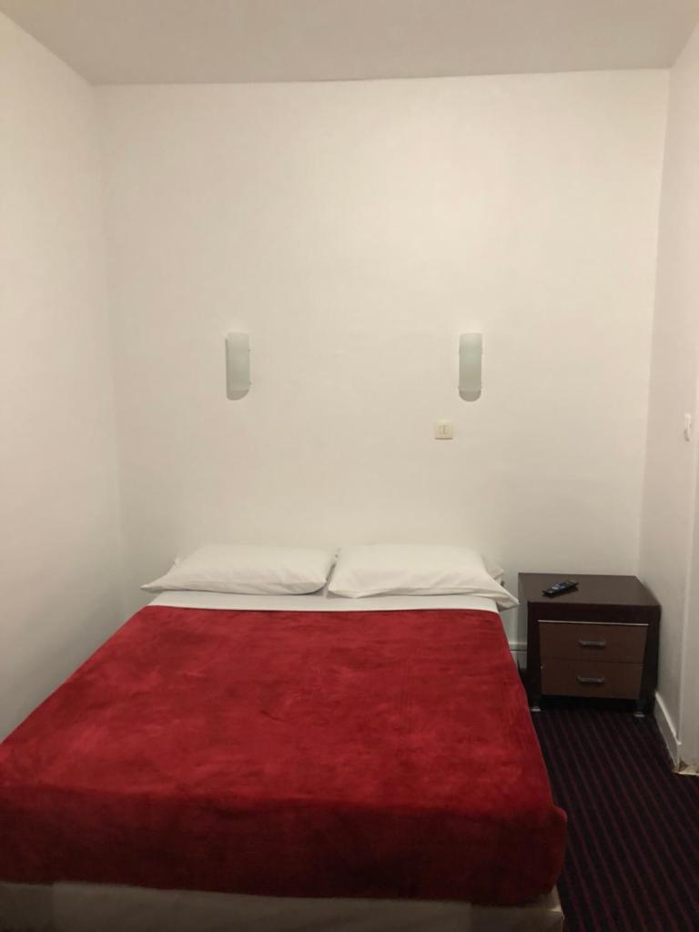 Двухместный (Стандартный двухместный номер с 1 кроватью), Hotel Chevallier