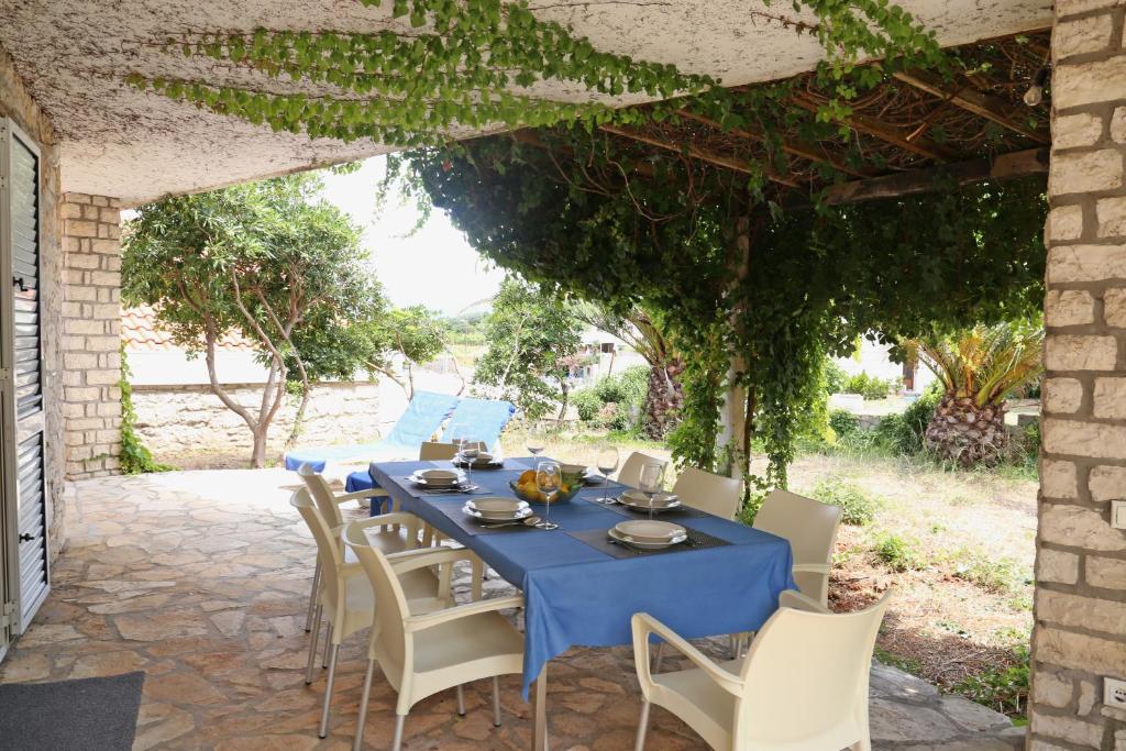 Beach Villa Olivia photo 3