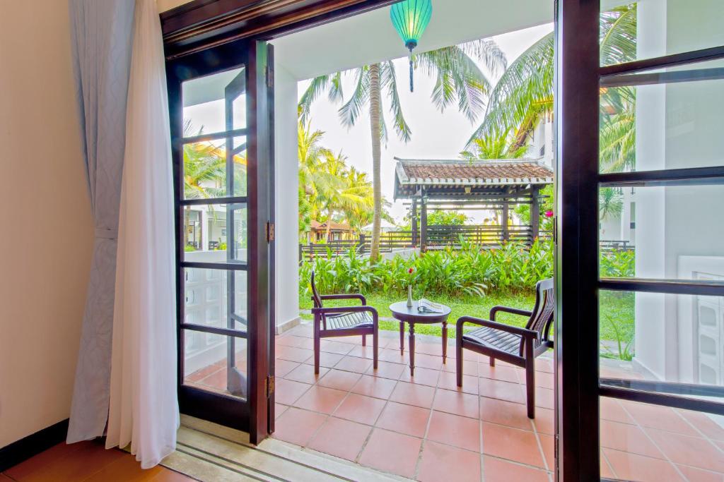 River Beach Resort & Residences