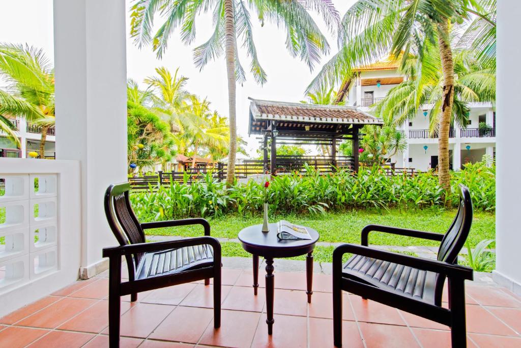 River Beach Resort & Residences