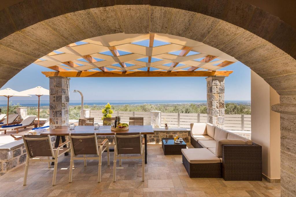 New Villa Katifes with Pool, Walk to Amenities & Amazing Views! photo 1