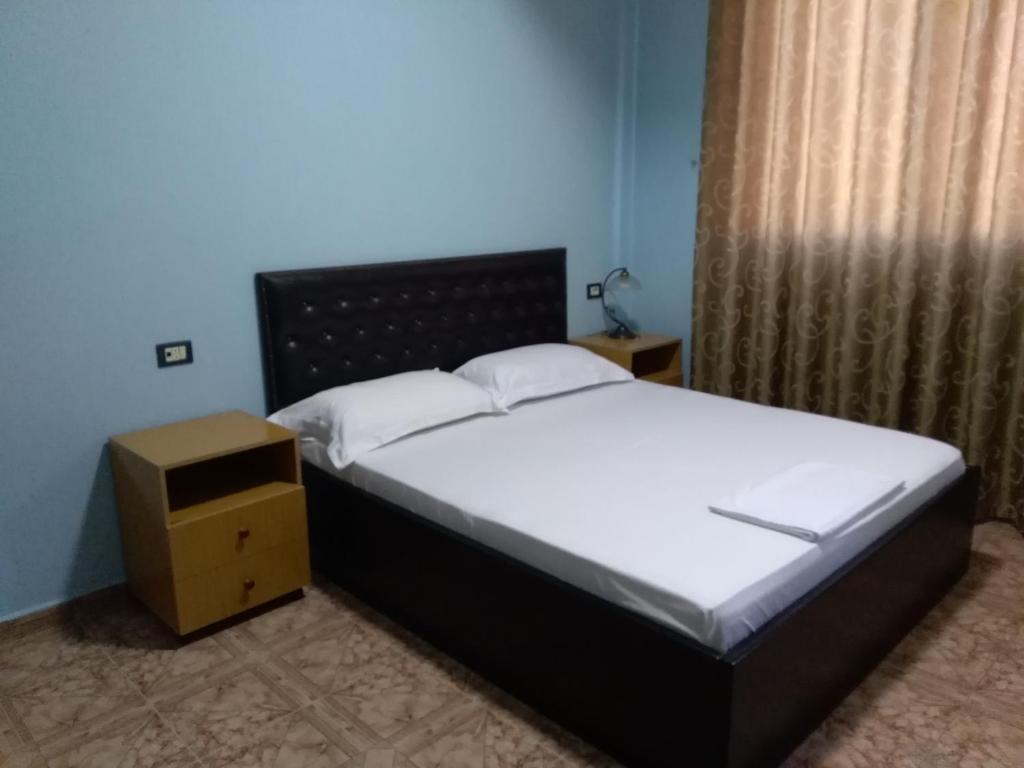 Hotel Gjeli photo 4