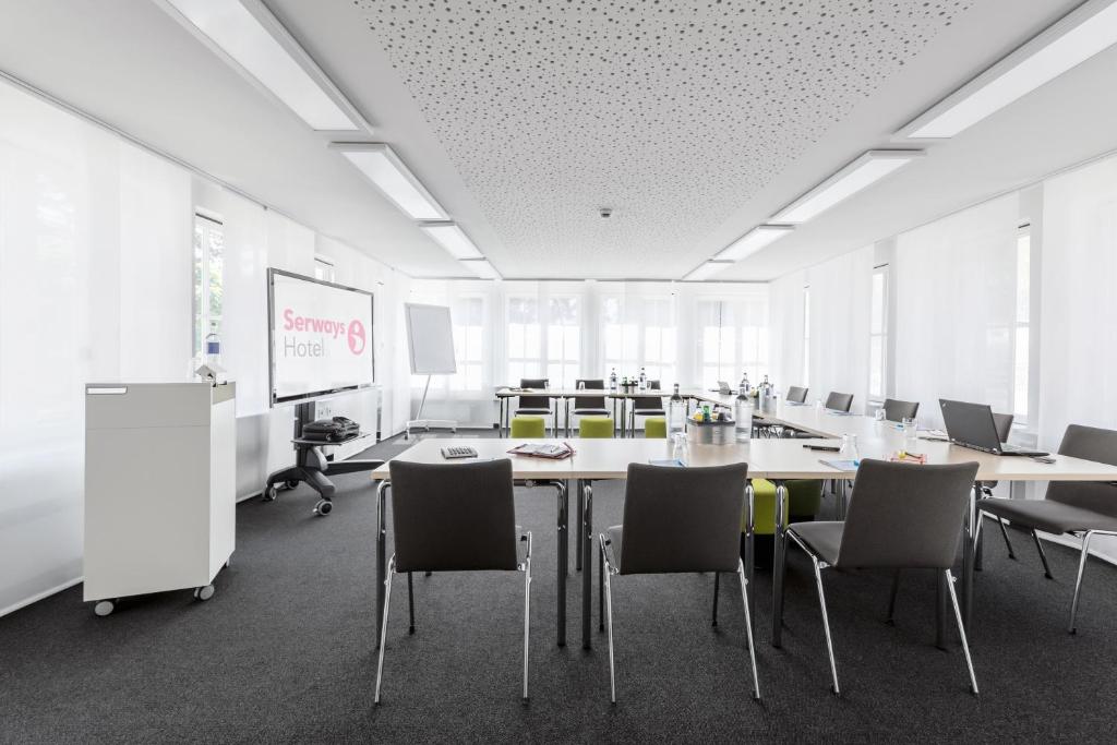 Serways Hotel Siegburg West photo 3