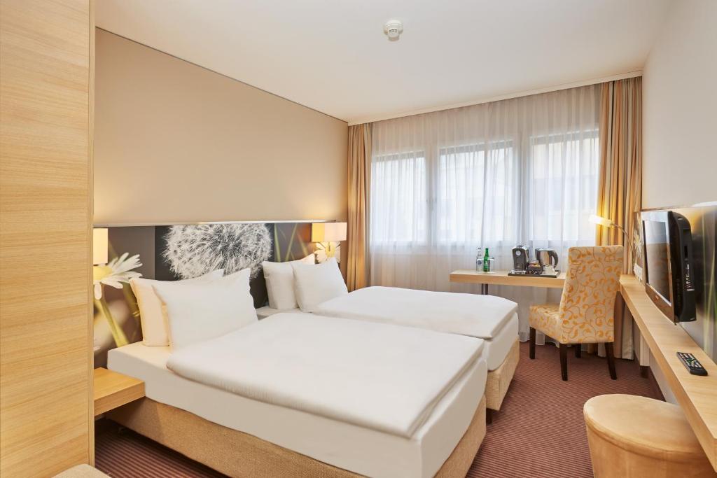 Двухместный (Двухместный номер «Комфорт» с 1 кроватью), H+ Hotel Zürich
