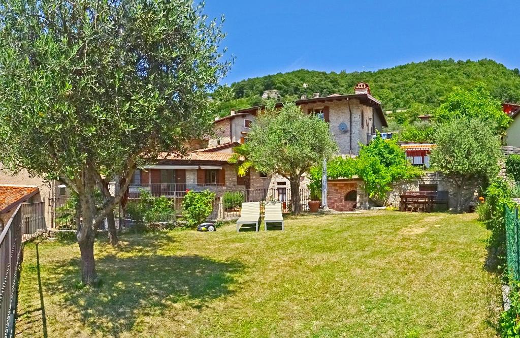 Casa Cortili Garda Summer by Gardadomusmea photo 2