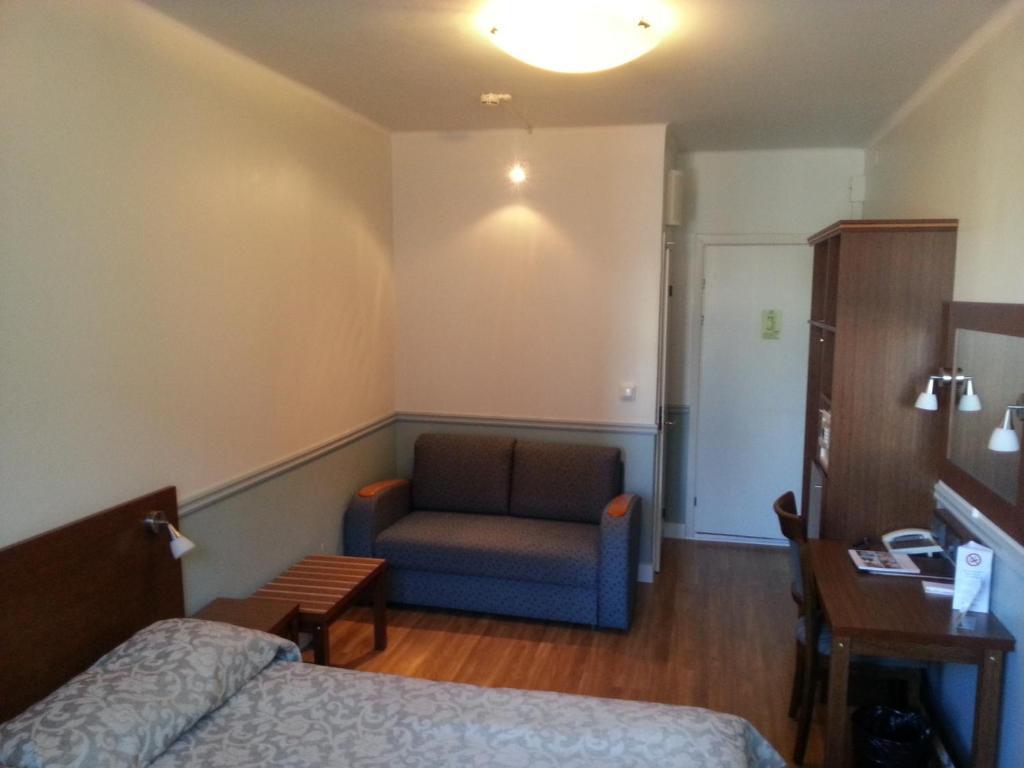 Двухместный (Двухместный номер «Комфорт» с 2 отдельными кроватями), Hotel Anna